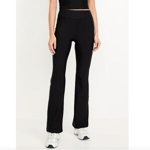 OLD NAVY | Black Extra High-Waisted PowerSoft Flare Leggings (size small)